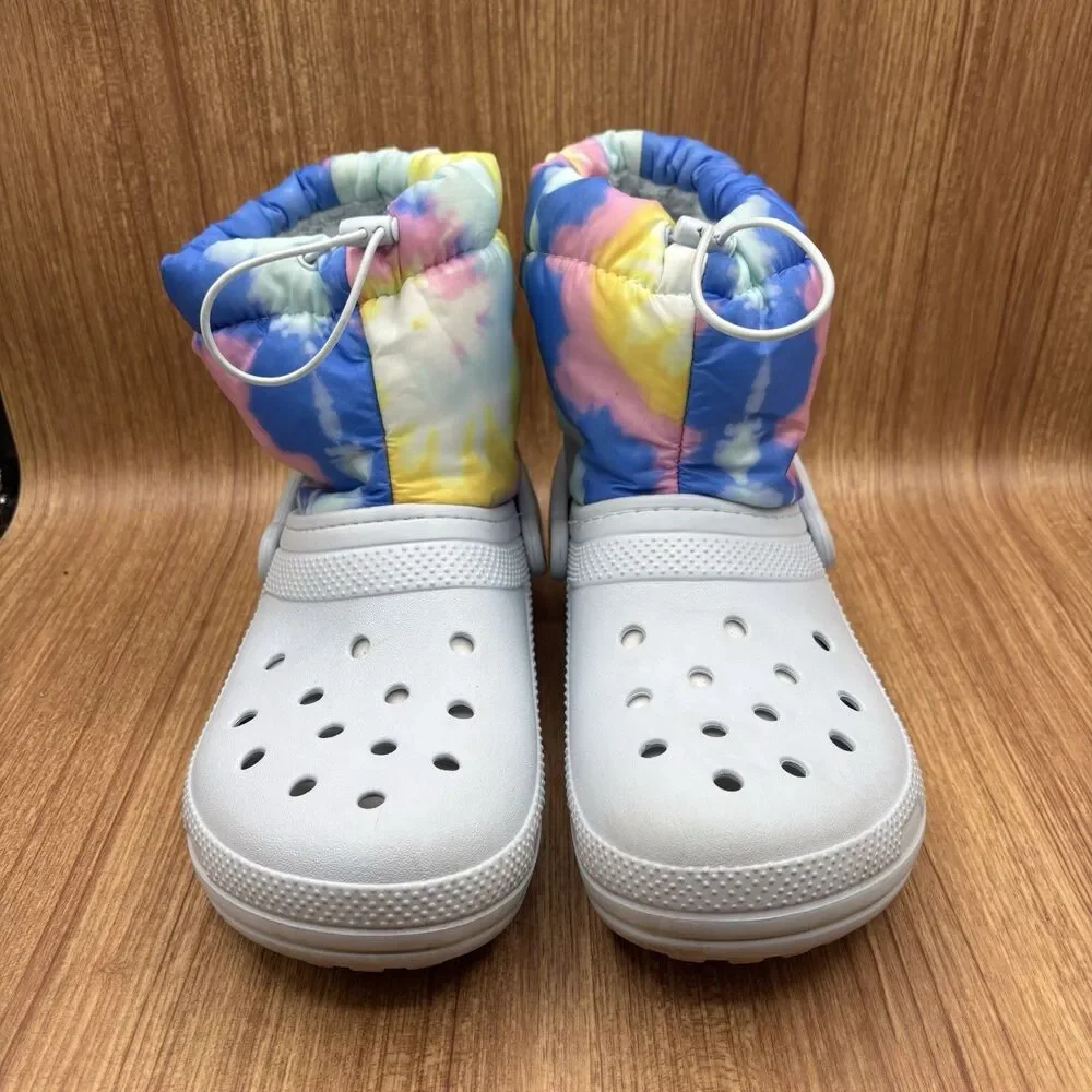 Crocs‎ Boots Neo-Puff Tie Dye Light Blue Fleece Lined Women’s Size 10 Or Men’s 8